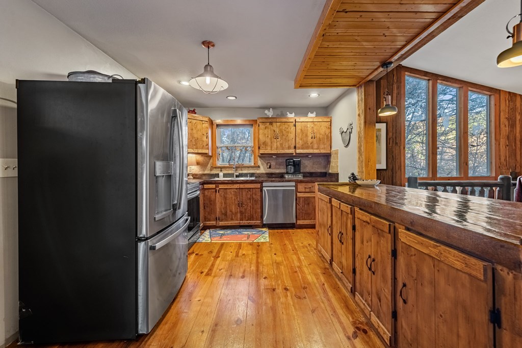 420183 Morganton Residential