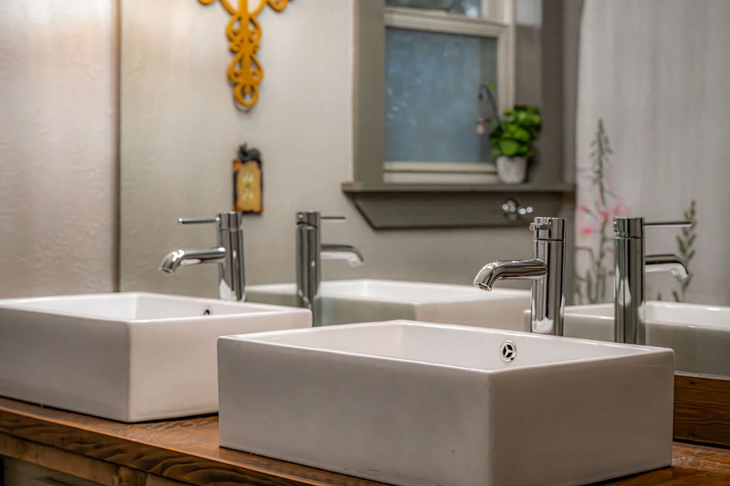 420183 Morganton Residential