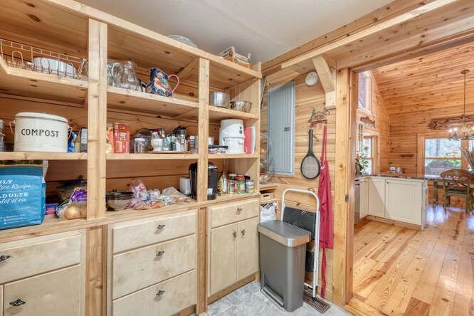 420185 Hayesville Residential