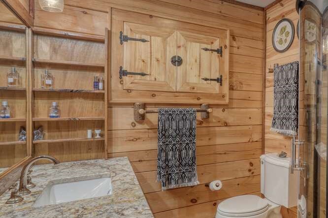 420185 Hayesville Residential