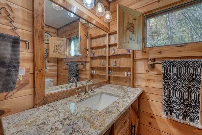 420185 Hayesville Residential