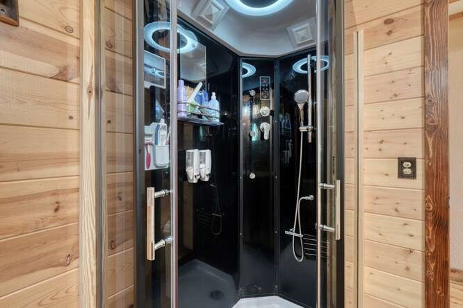 420185 Hayesville Residential