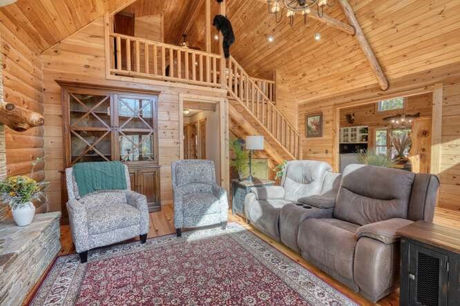 420185 Hayesville Residential