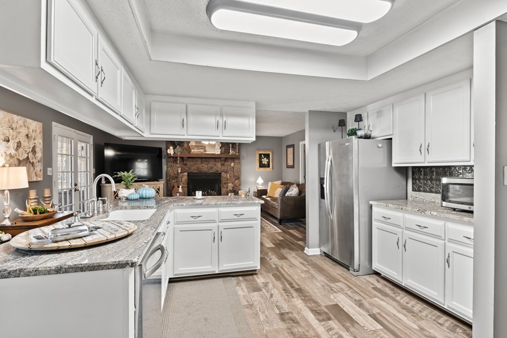 420192 Silver Creek Residential