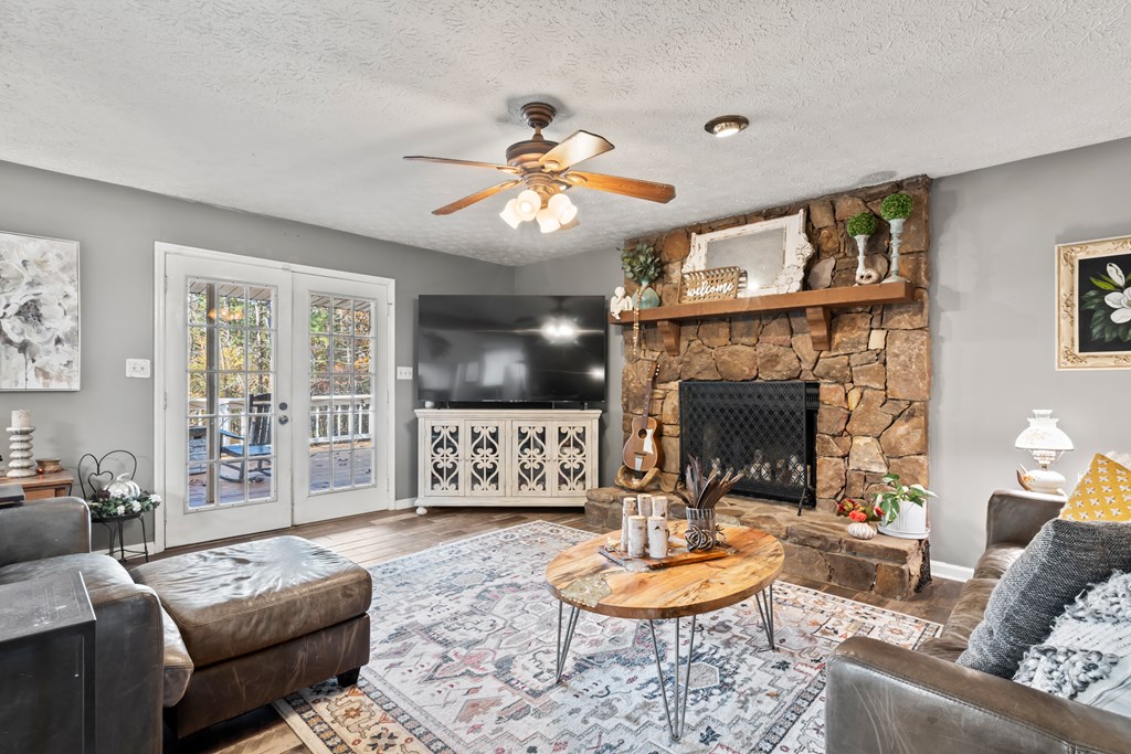 420192 Silver Creek Residential
