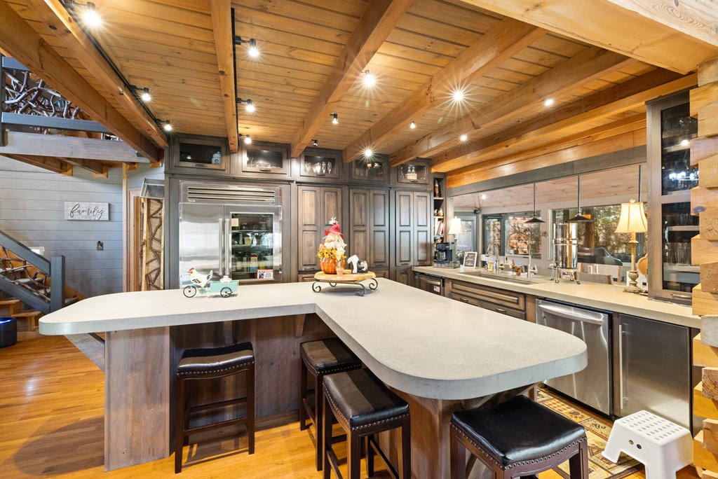 420203 Blue Ridge Residential