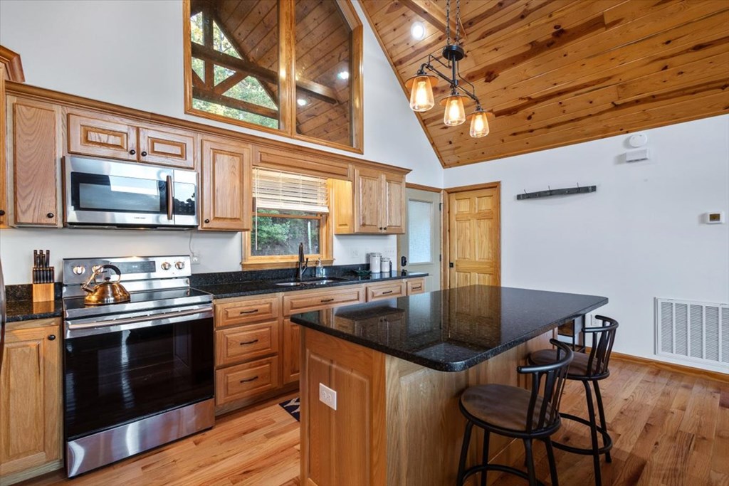 420210 Murphy Residential