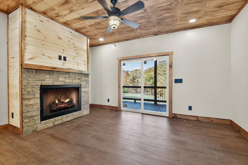 420218 Blue Ridge Residential