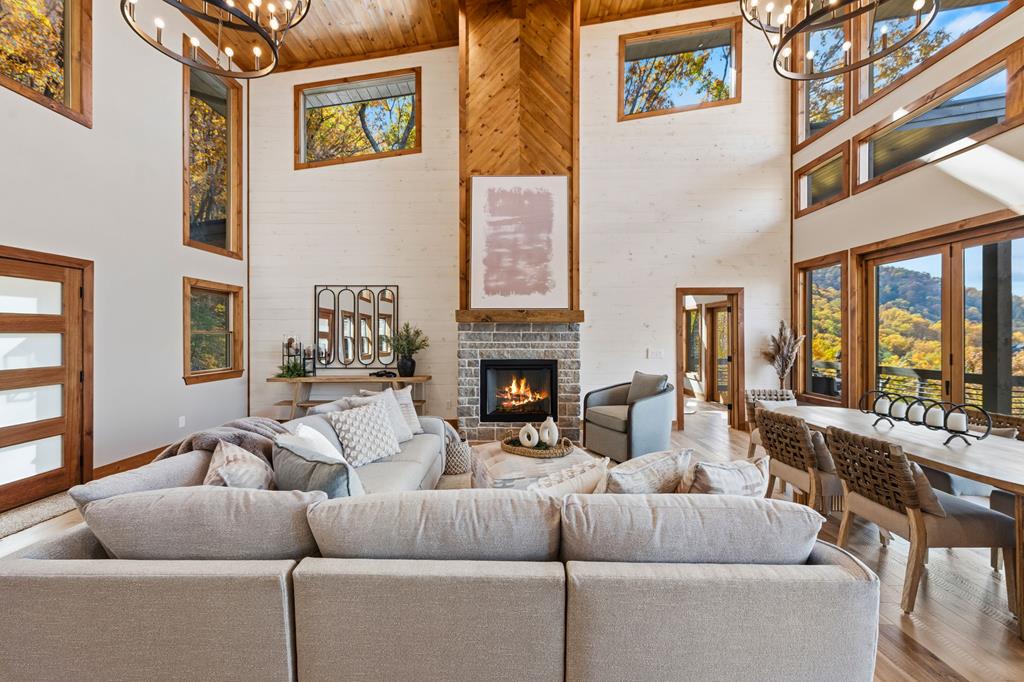 420222 Blue Ridge Residential