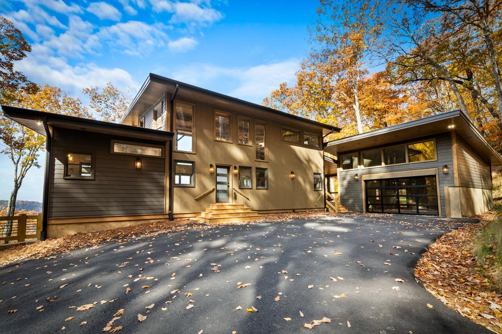 420222 Blue Ridge Residential