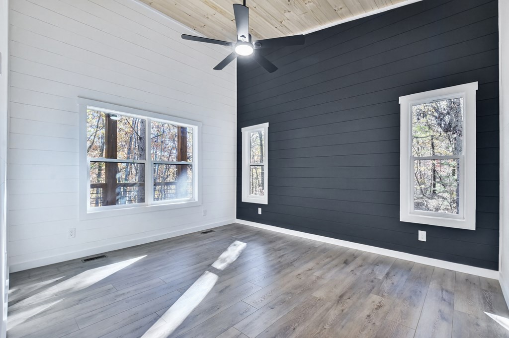 420225 Morganton Residential