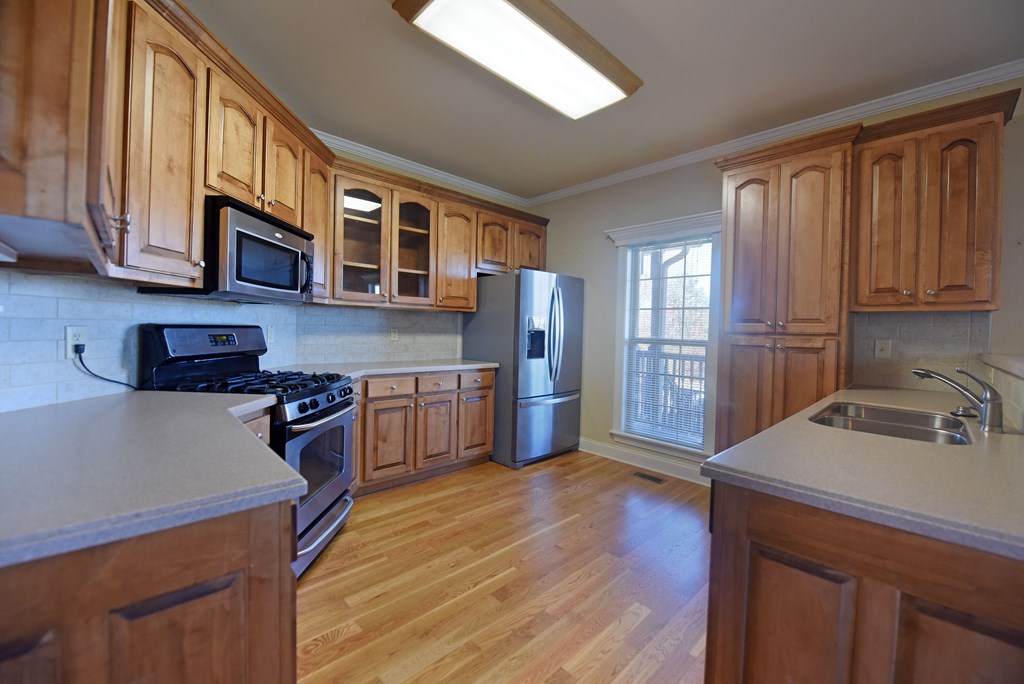 420230 Cleveland Residential