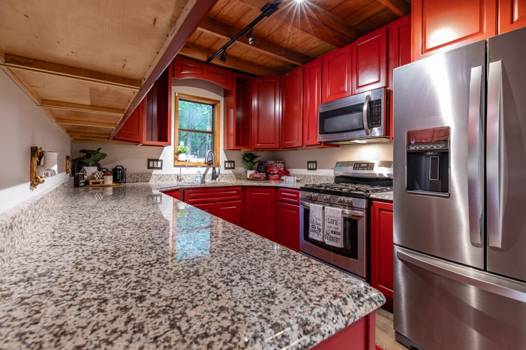 420242 Young Harris Residential