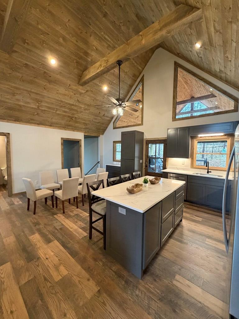 420246 Epworth Residential