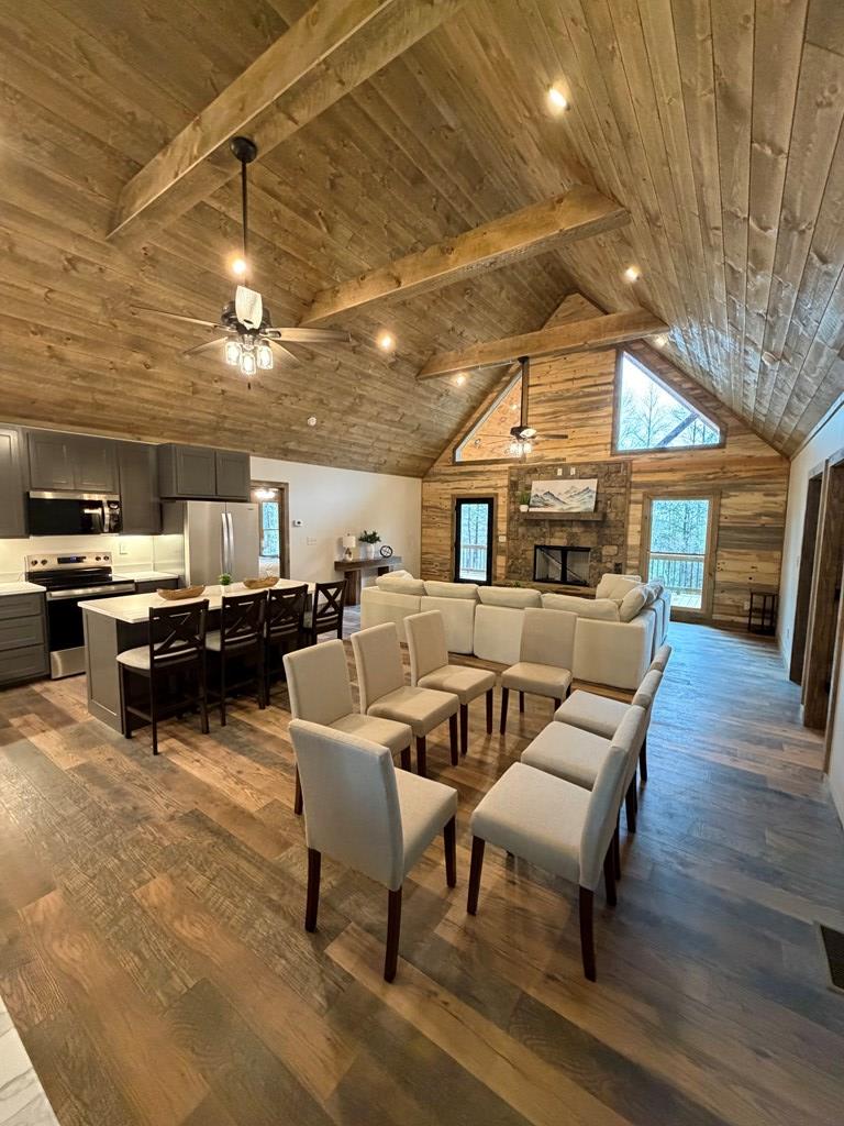 420246 Epworth Residential