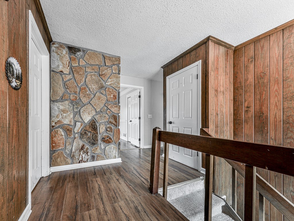 420252 Jasper Residential