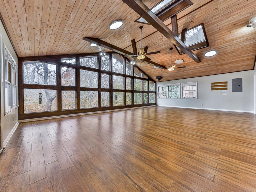 420252 Jasper Residential