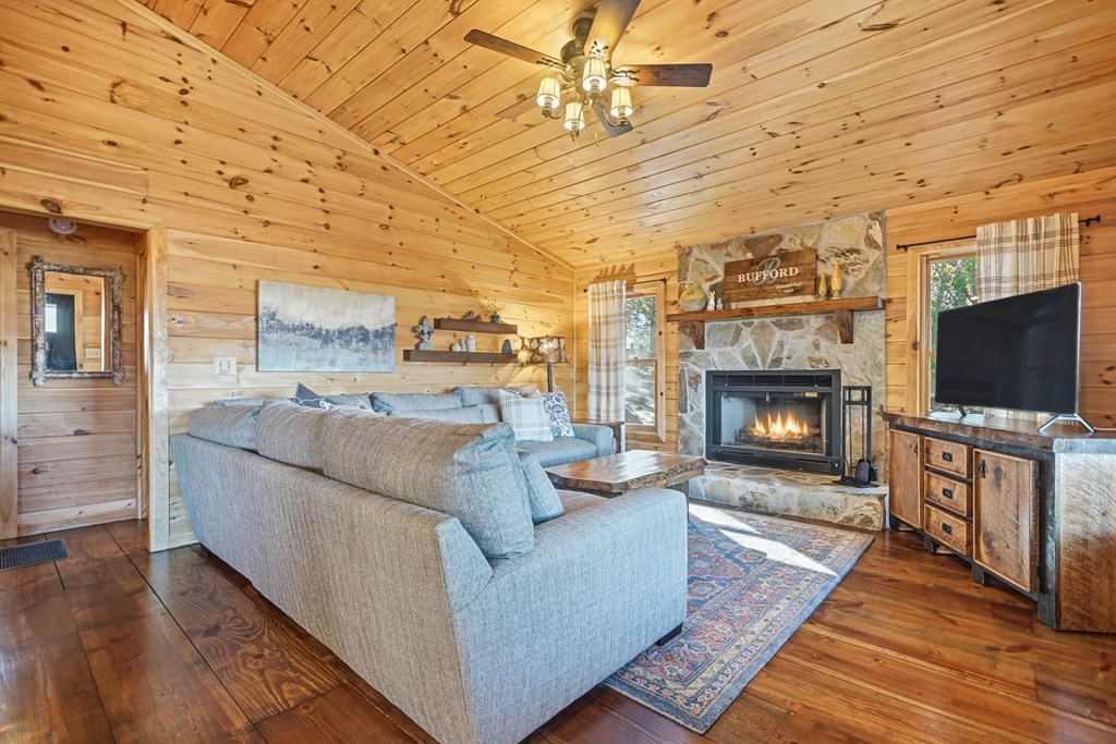 420253 Blue Ridge Residential