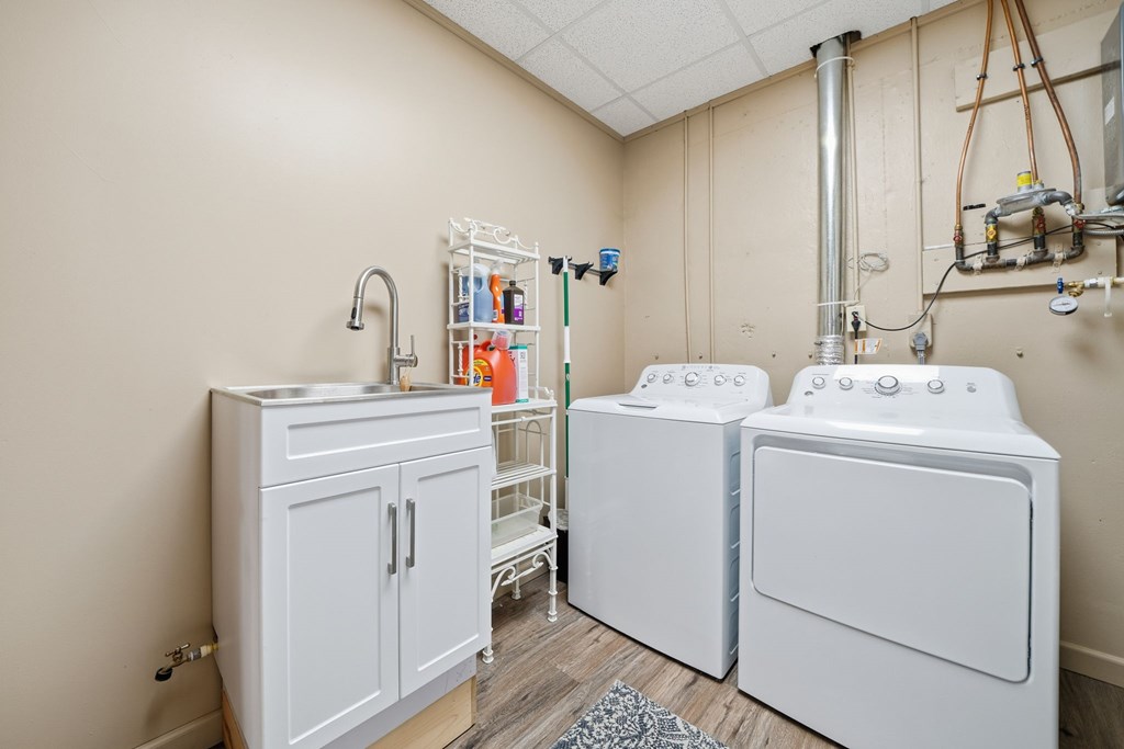 420253 Blue Ridge Residential