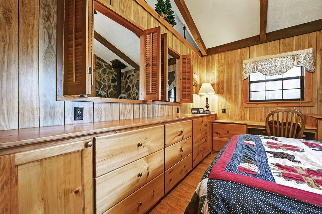 420258 Cherry Log Residential