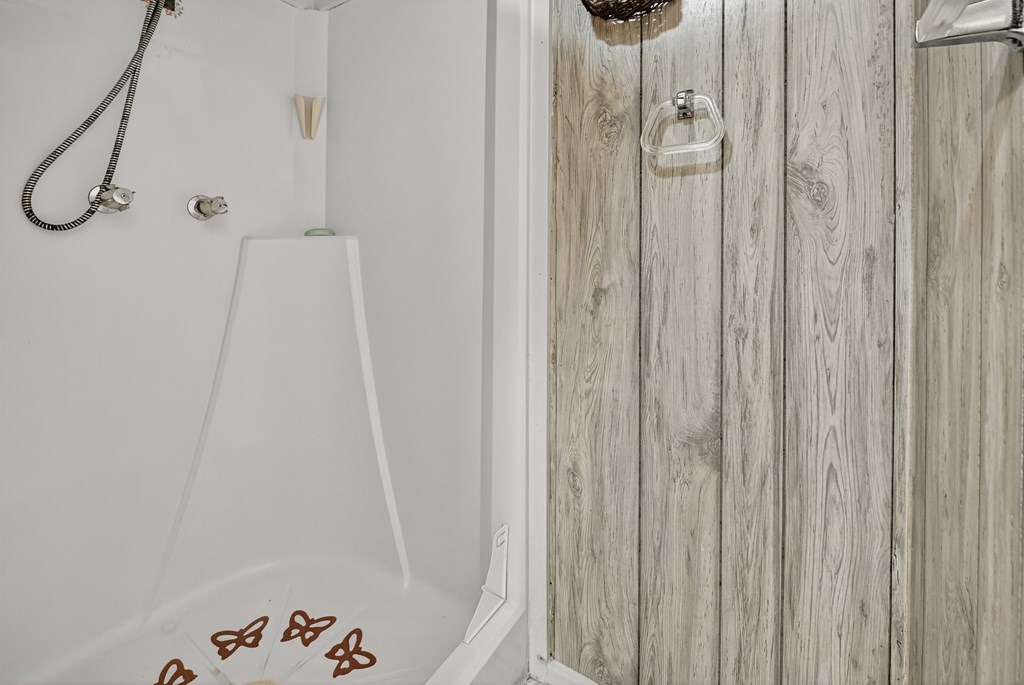 420258 Cherry Log Residential