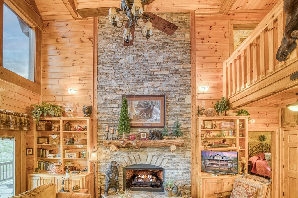 420260 Blue Ridge Residential