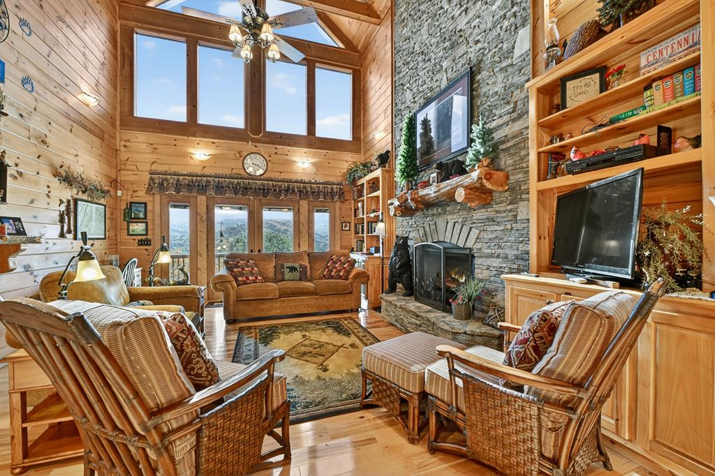 420260 Blue Ridge Residential