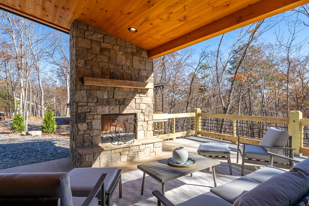 420262 Blue Ridge Residential