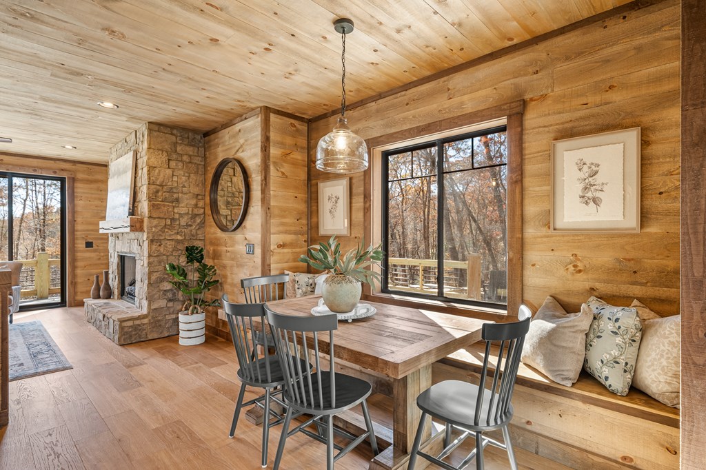 420262 Blue Ridge Residential