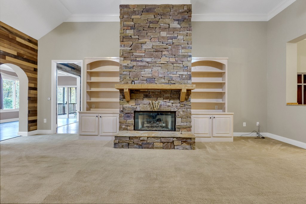 420264 Cumming Residential