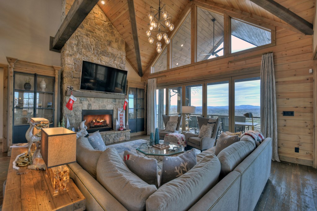 420269 Blue Ridge Residential