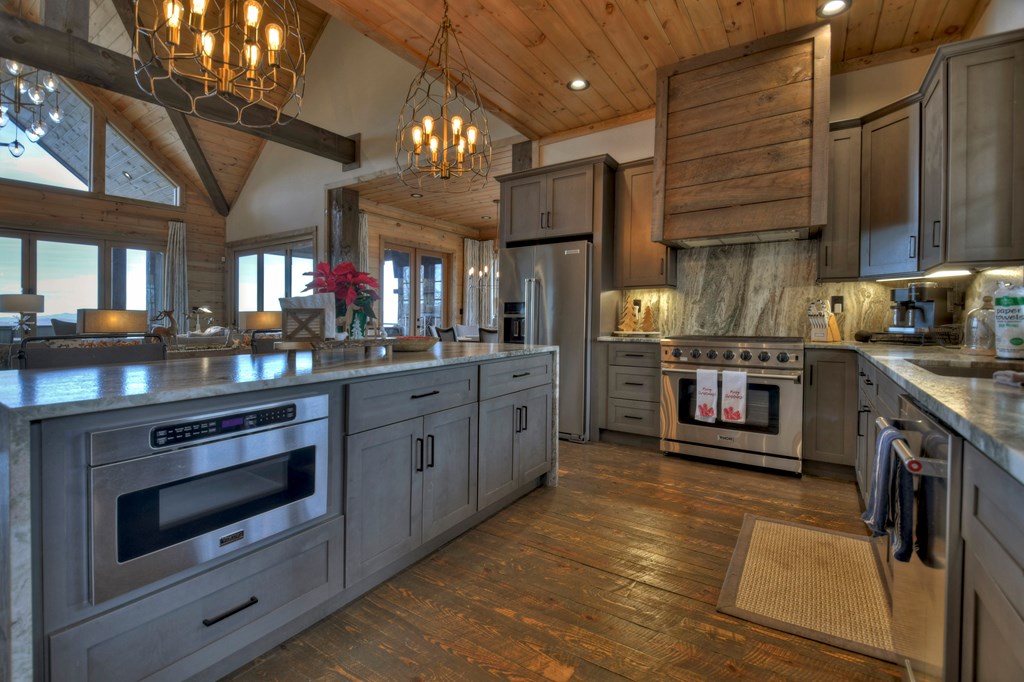 420269 Blue Ridge Residential