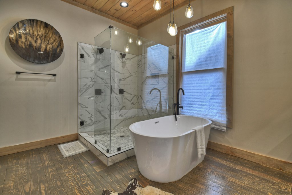 420269 Blue Ridge Residential