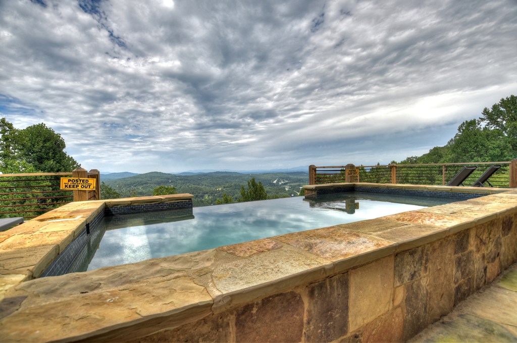 420269 Blue Ridge Residential