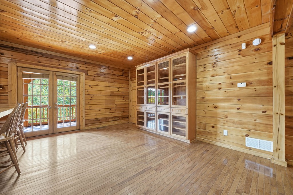 420271 Ranger Residential