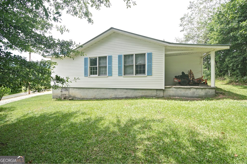 420273 Young Harris Residential