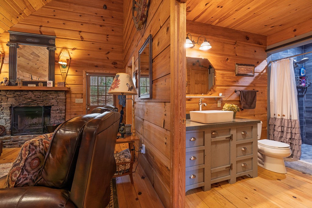 420274 Ellijay Residential