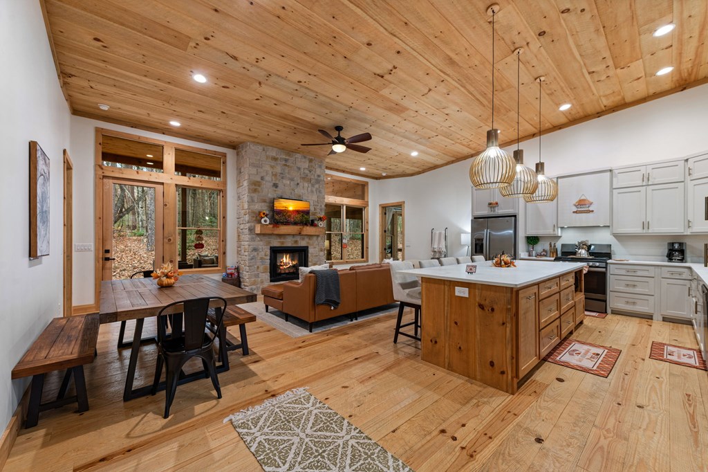 420277 McCaysville Residential