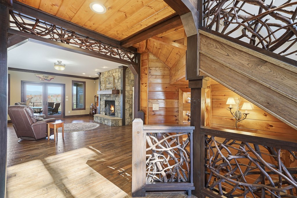 420279 Dawsonville Residential