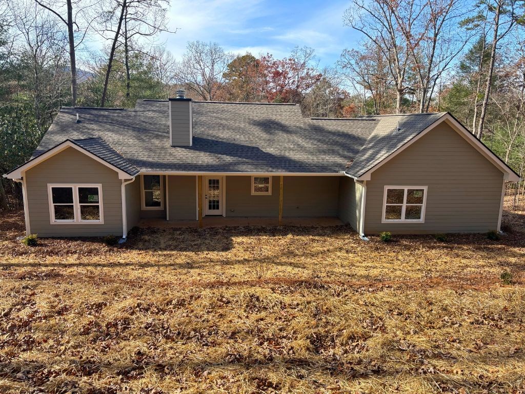 420282 Young Harris Residential