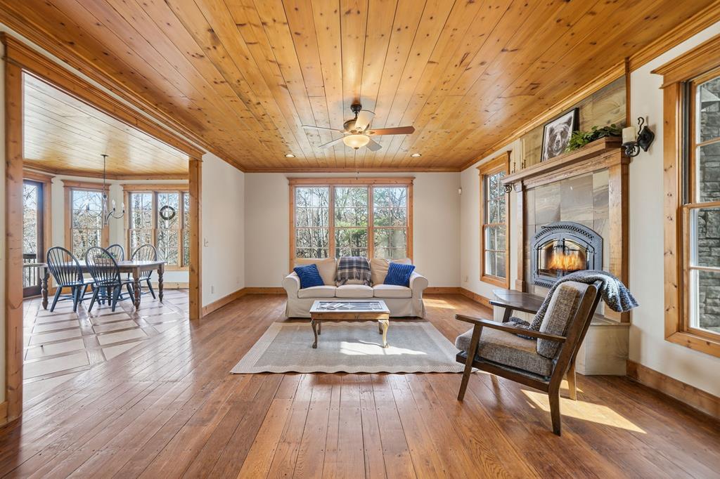 420301 Ellijay Residential