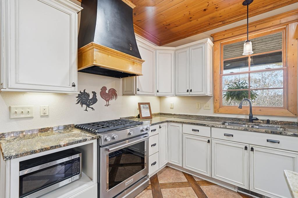 420301 Ellijay Residential