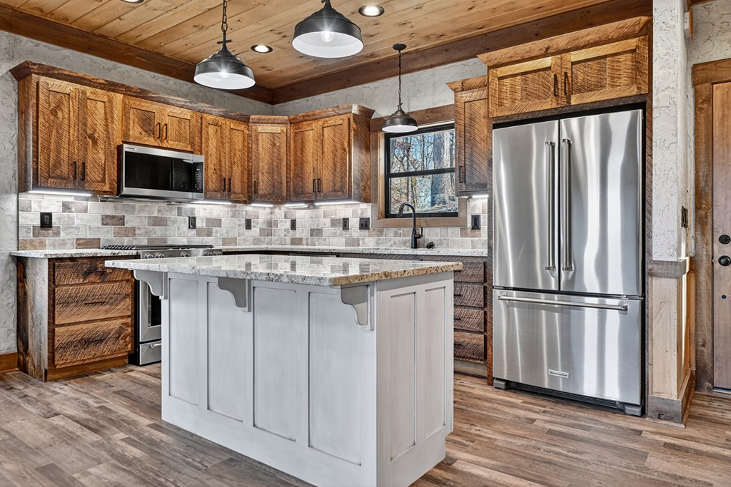 420308 Ellijay Residential