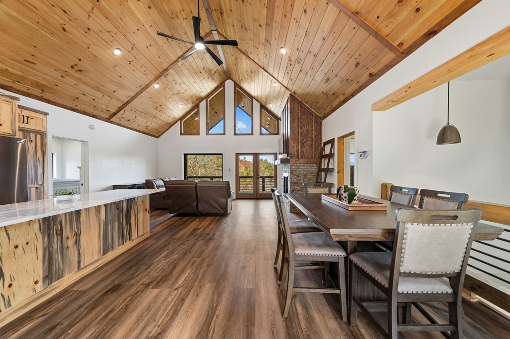 420311 Mineral Bluff Residential