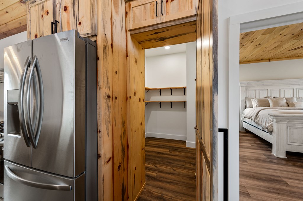 420311 Mineral Bluff Residential