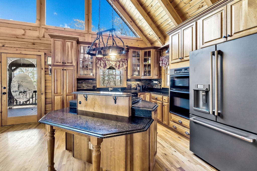 420315 Morganton Residential