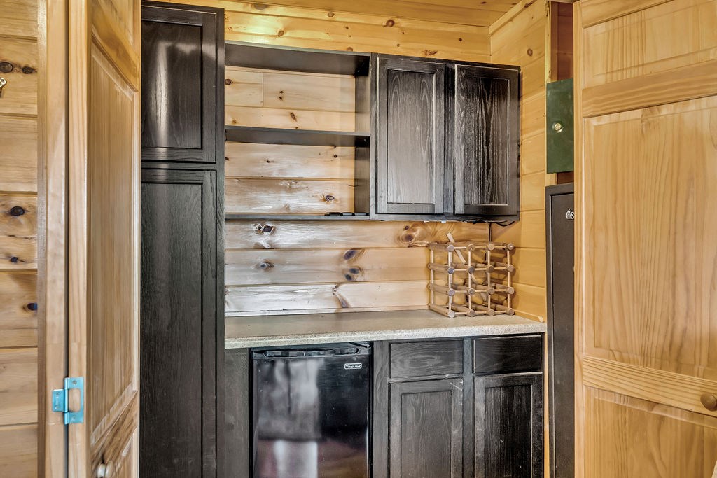 420315 Morganton Residential