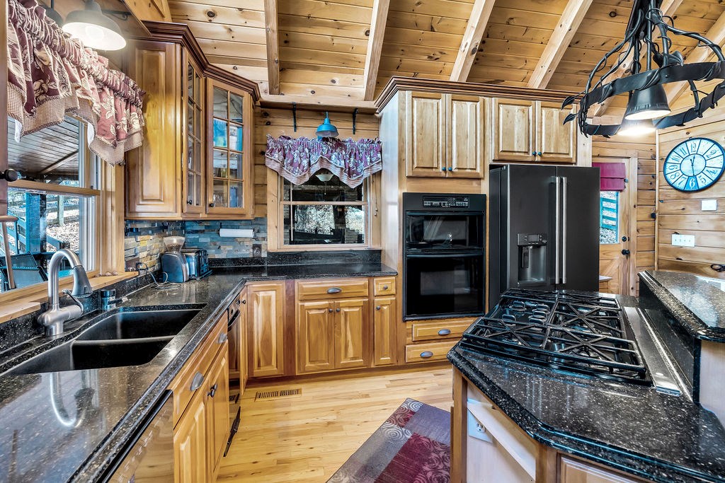 420315 Morganton Residential