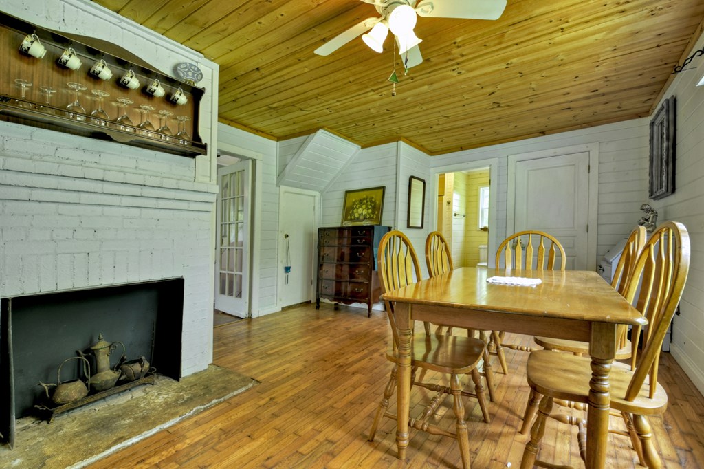 420317 Morganton Residential