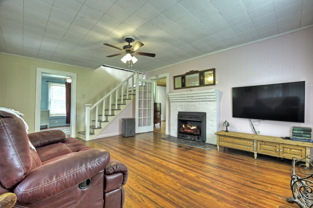 420317 Morganton Residential